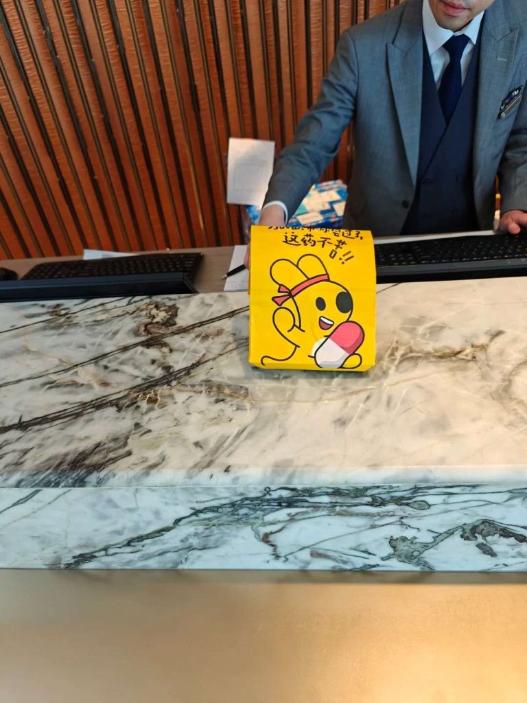 深圳送紧急物品到香港酒店：被客户夸“非常Nice！”的秘密