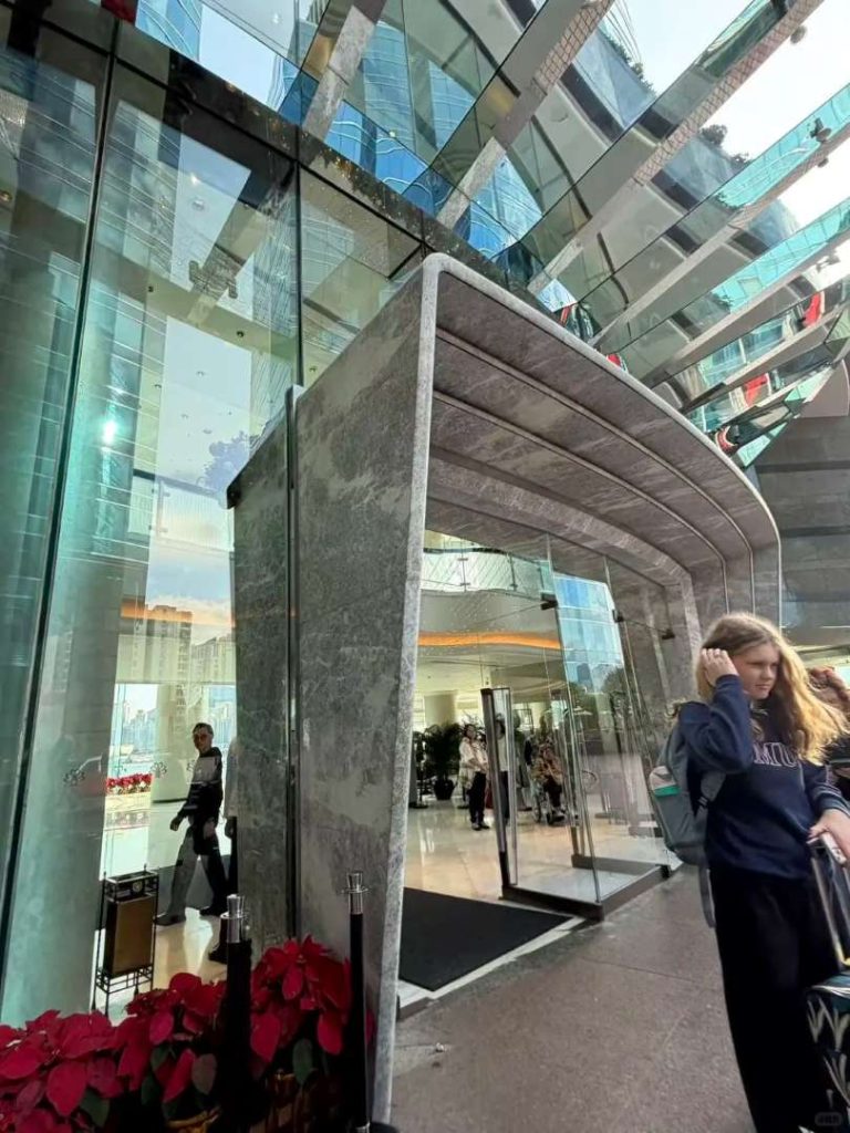 Hong Kong Hotel Check-in Help for Minors | SZ-HK Errand Service