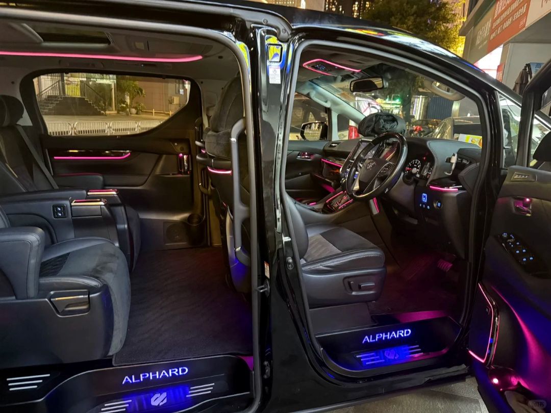 香港机场/深圳往返包车攻略：埃尔法7座人均¥98起，直达免排队