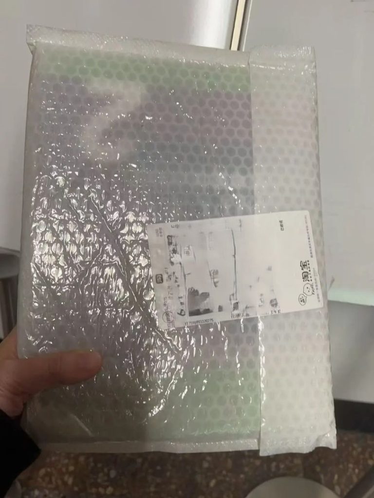 深港跑腿：从深圳南山到香港天后，教辅书2小时跨城速递