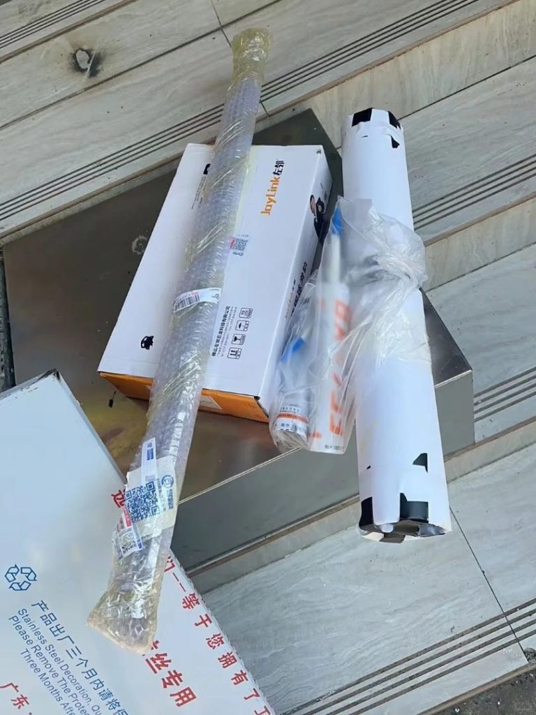 深圳定制广告材料怎么寄香港？1米长贴纸完好送达炮台山实录