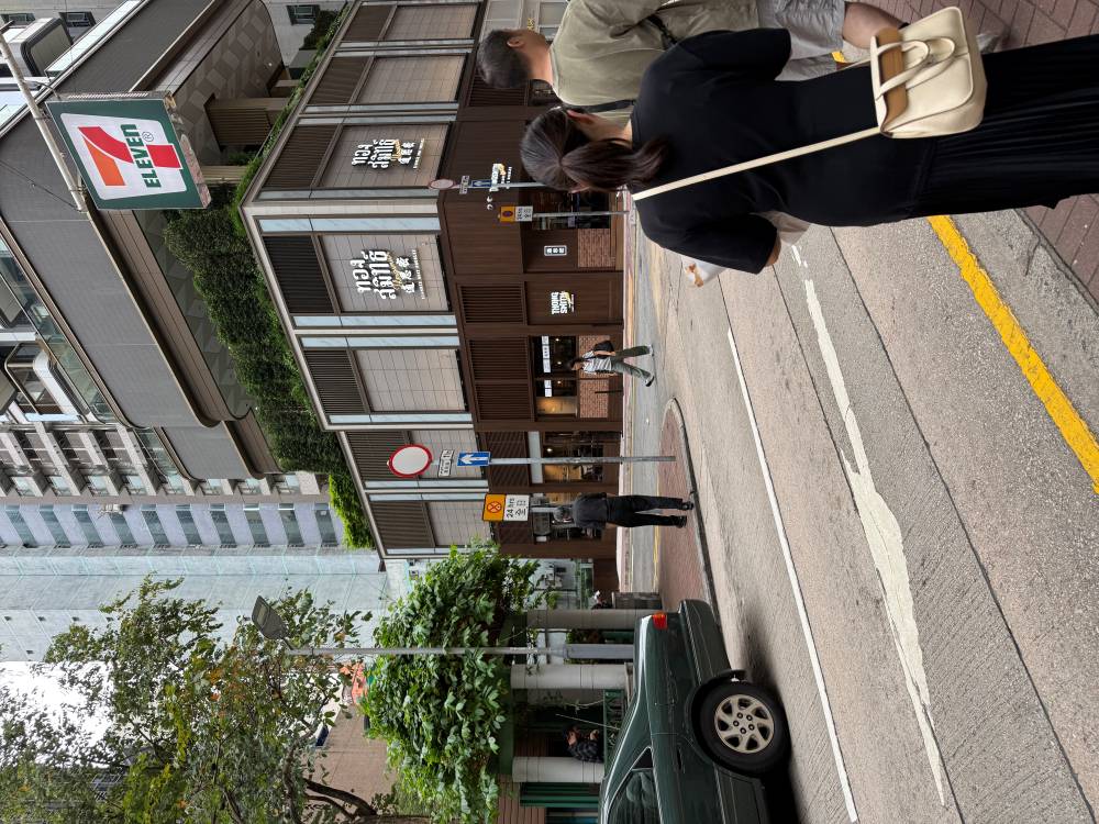 在香港吃顿网红餐厅，真的非要排队 3 小时吗？