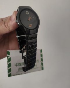 與時間賽跑：從上海浦東機場找回充滿回憶的手錶